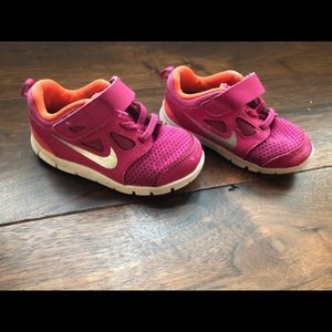 Cute Pink Nike Tennis Shoes Toddler Size 8